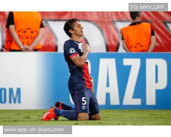 马尔基尼奥斯：从年轻天才到足坛领袖的辉煌历程与成就解析